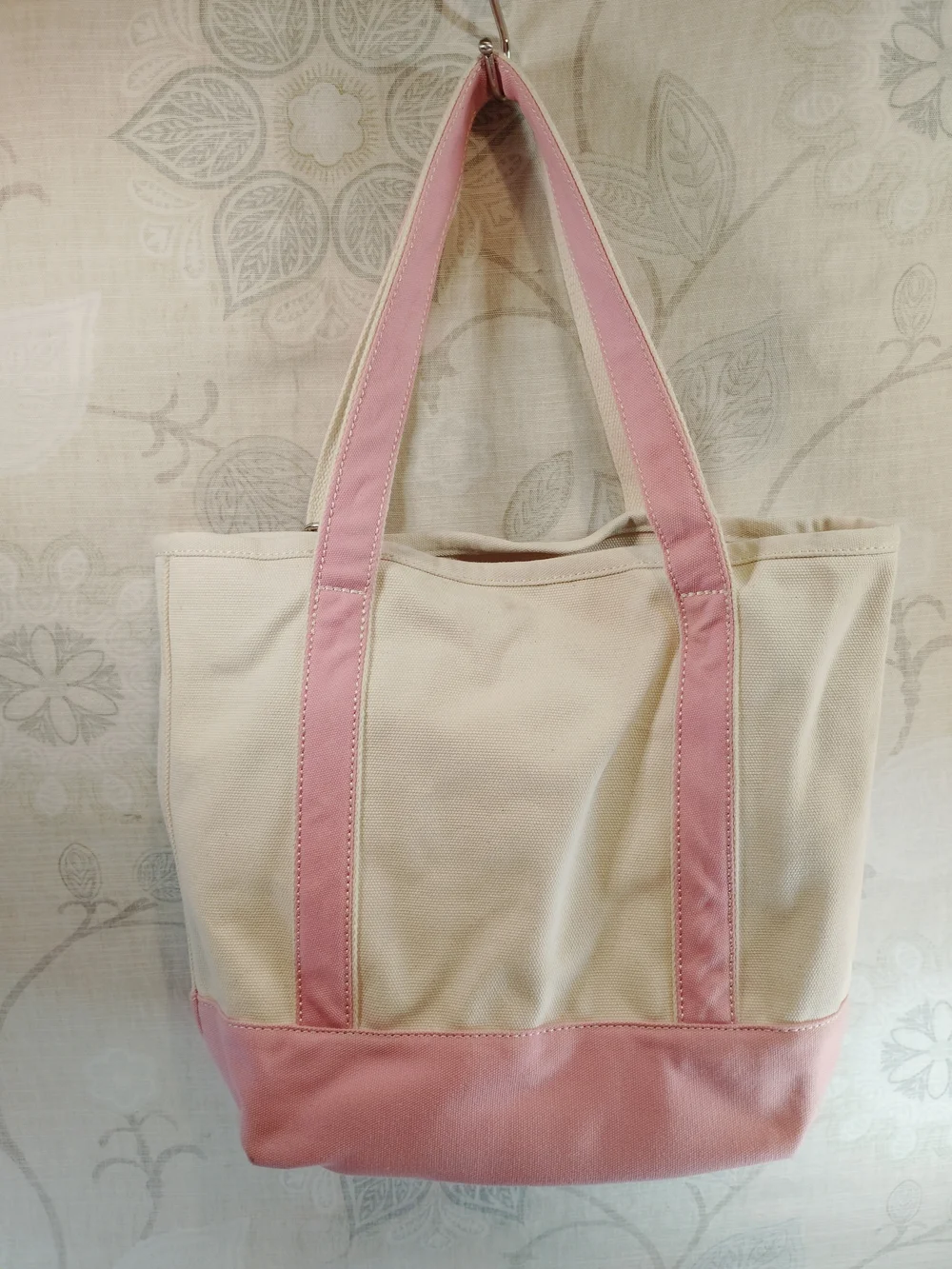 Lands' End Cream and Pink Shoulder Tote Bag with  Charms &Heart Ribbon Motif